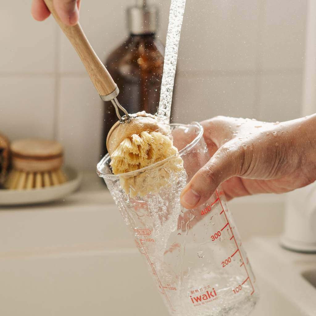 Bambudiskborste med långt skaft – Plastfri & hållbar - Image 2