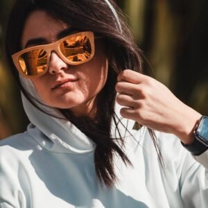 Limited edition solglasögon i bambu med spegelglas från Eyewood – Dream Wayfarer